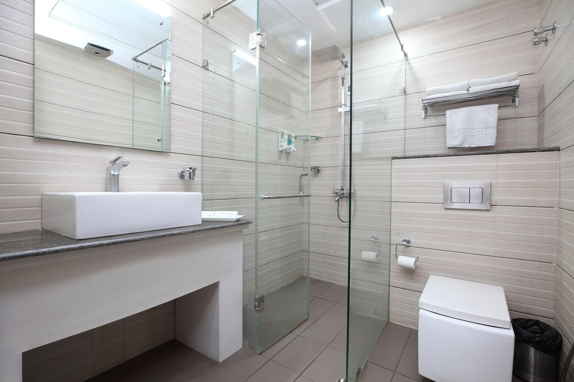 Pinnacle By Click Hotels, Lucknow Eksteriør billede